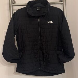 The North Face Women's Quilted Black Puffer Jacket -M